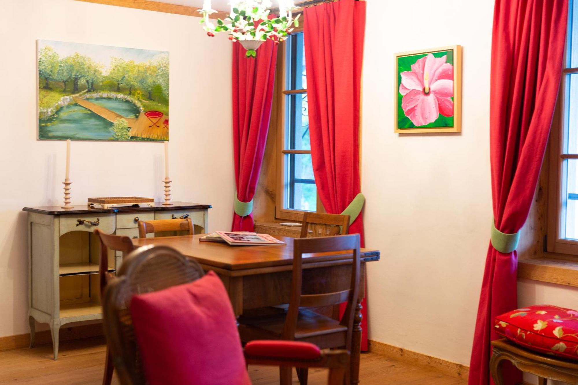 Gasthof Zum Schluessel La Meridienne Fribourg Sa Ueberstorf Номер фото